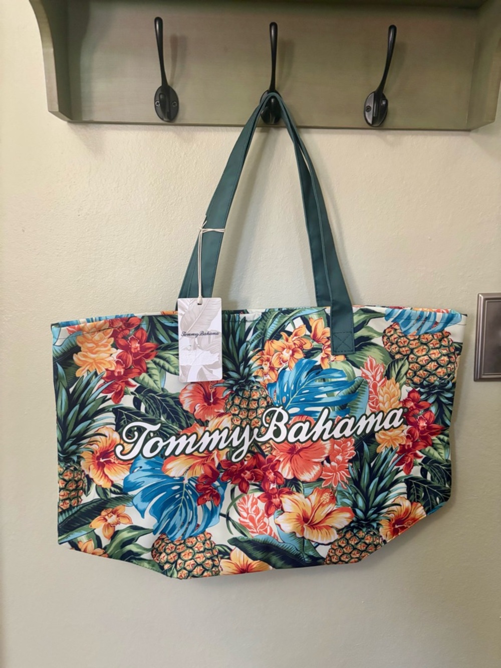 New with Tags! Tommy Bahama Tropical Floral Pineapple with Green Straps.